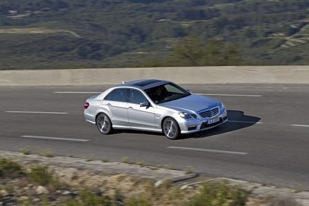Mercedes E 63 AMG mit Biturbo