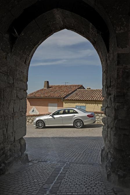 Mercedes E 63 AMG mit Biturbo