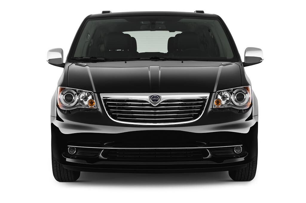 Lancia Voyager (Baujahr 2013) - 5 Türen Frontansicht