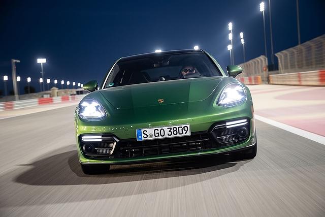 Der Frontsplitter wurde aerodynamisch optimiert
