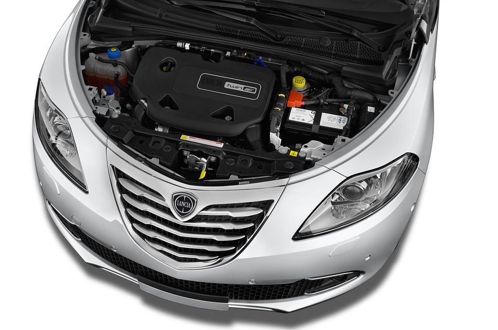 Lancia Ypsilon (Baujahr 2010) Platino 3 Türen Motor