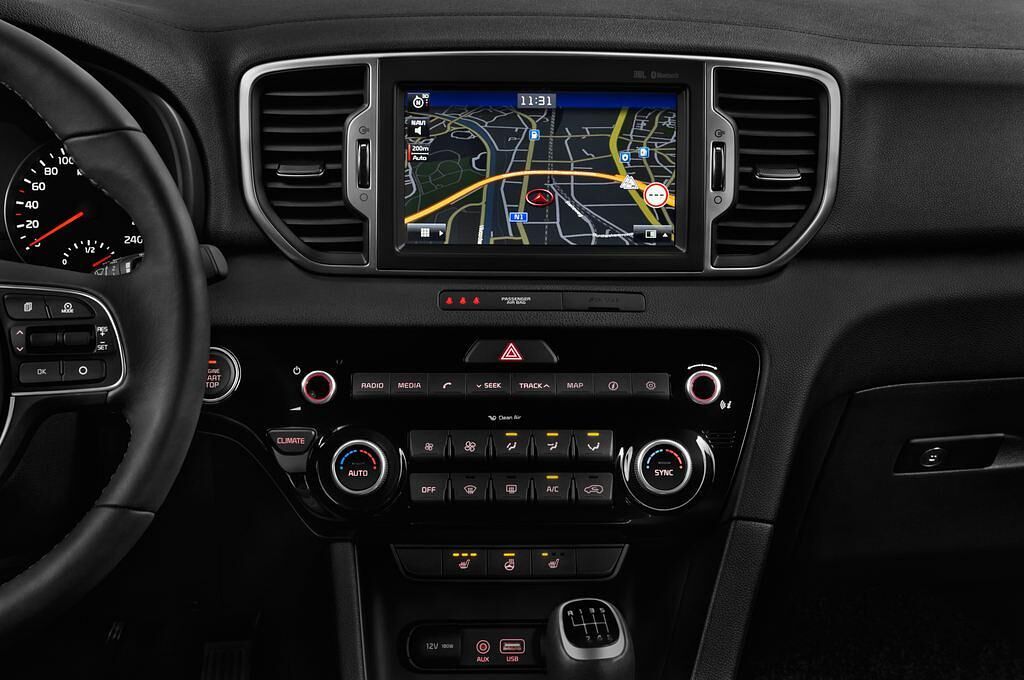 Kia Sportage (Baujahr 2016) Platinum Edition 5 Türen Mittelkonsole