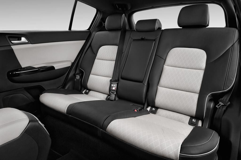 Kia Sportage (Baujahr 2016) GT Line 5 Türen Rücksitze