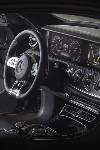 Mercedes AMG E53 4matic Cabrio - fast 90.000 Euro teuer