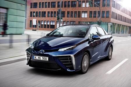 Test: Toyota Mirai - Das bessere Elektroauto – nicht nur im Winter Test: Toyota Mirai - Das bessere Elektroauto – nicht nur im Winter