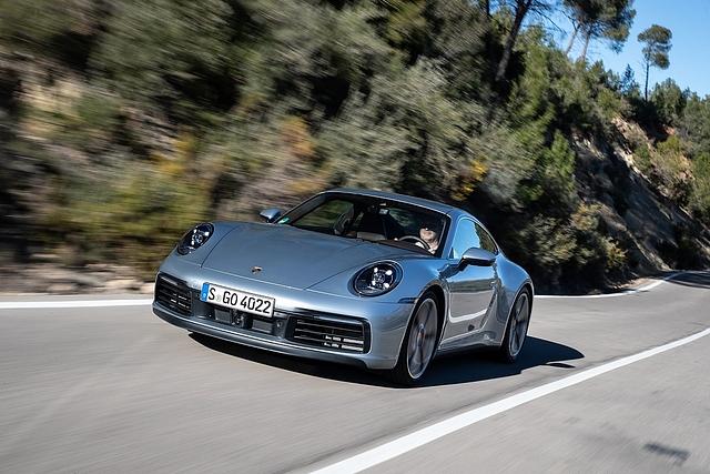 Die Höchstgeschwindigkeit des Porsche 911 Carrera S beträgt 308 km/h