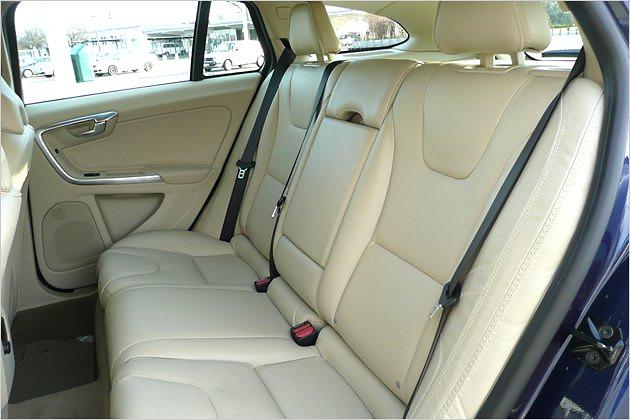 Auch die Rückbank bietet Komfort für die lange Reise