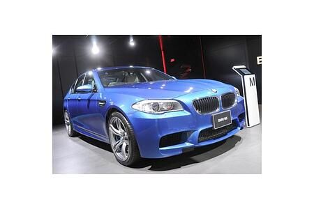 Tokio 2011: Asienpremiere für BMW M5 Tokio 2011: Asienpremiere für BMW M5