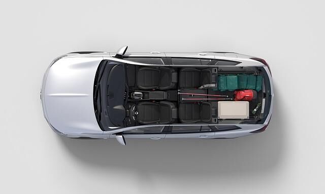 Zwischen 560 und 1.665 Liter Gepäck lässt sich in den variablen Kofferraum des Insignia Country Tourer einladen