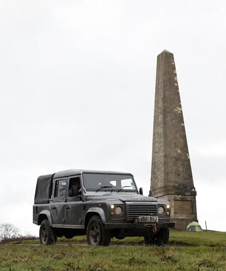 Land Rover Defender - 50 Jahre Land Rover Testgelände Eastnor Castle