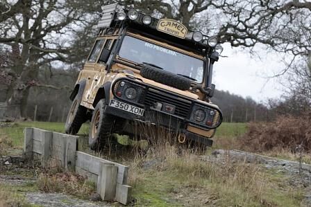 Land Rover Defender - 50 Jahre Land Rover Testgelände Eastnor Castle