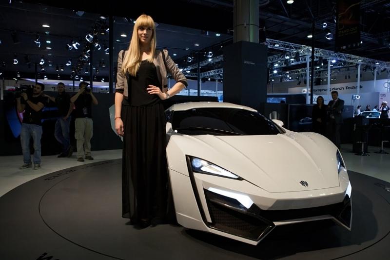 Lykan Hypersports auf Qatar Motorshow 2013