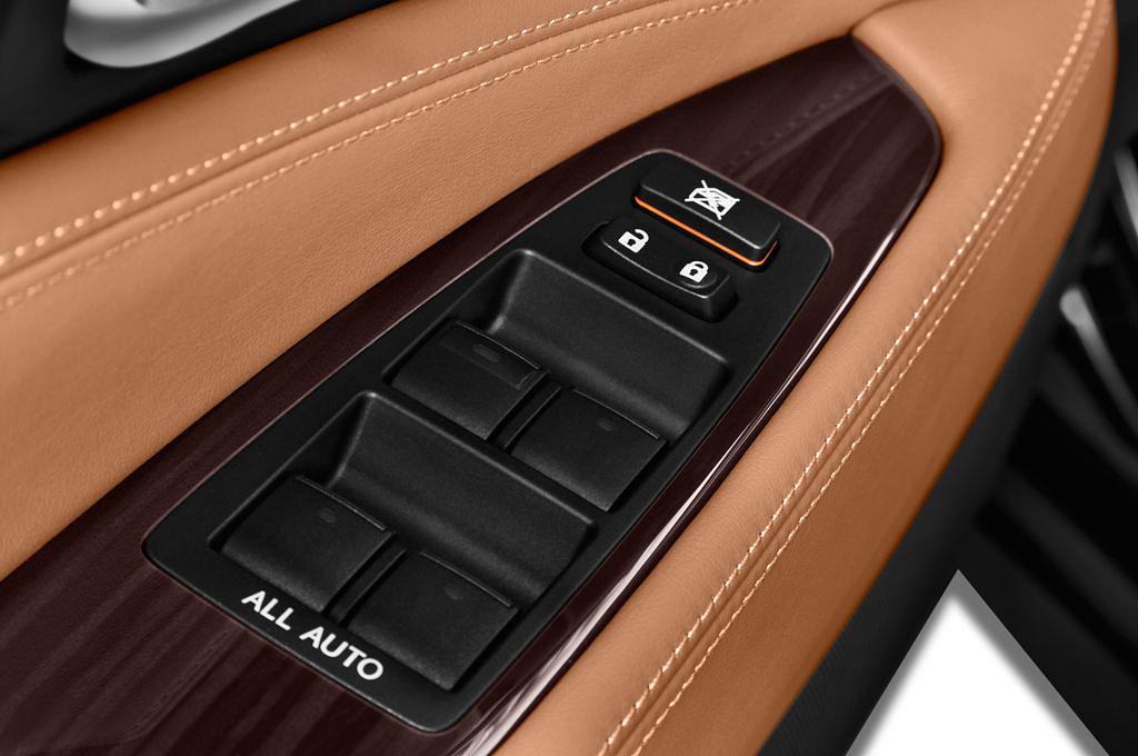 Lexus Ls (Baujahr 2016) 600H L 4 Türen Bedienungselemente Tür