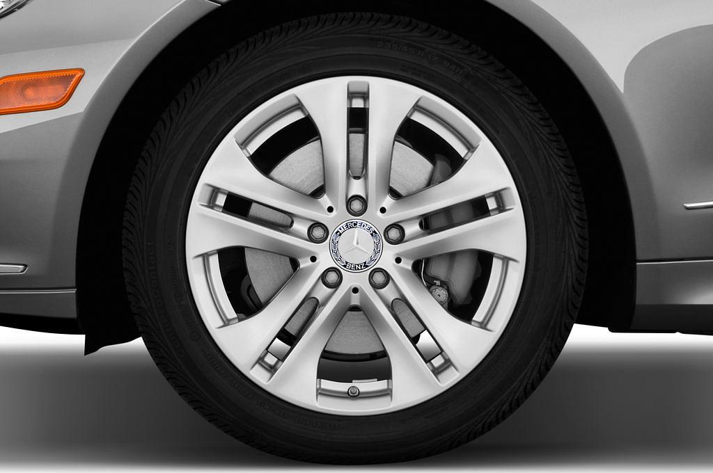 Mercedes E-Class (Baujahr 2010) - 2 Türen Reifen und Felge
