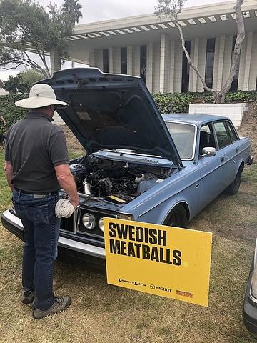 Volvo 244 V8