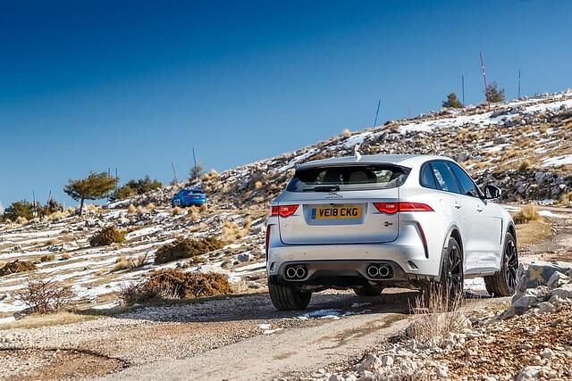 Jaguar F-Pace SVR