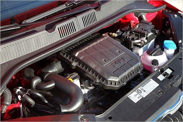 Unter der Haube arbeitet ein 1,0-Liter-Benziner mit 60 oder 75 PS