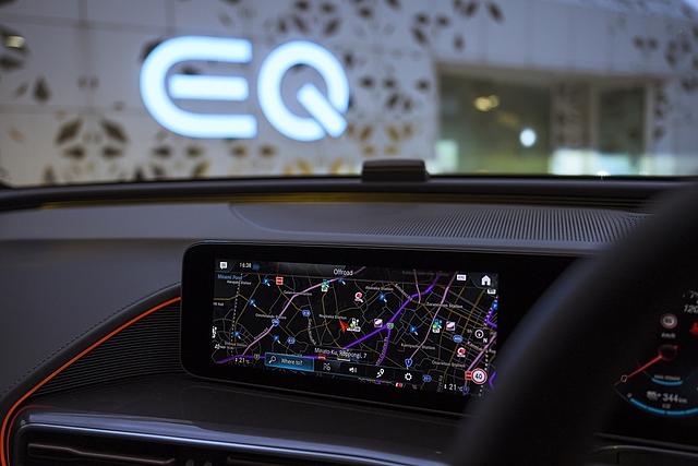 Mercedes EQC in Japan