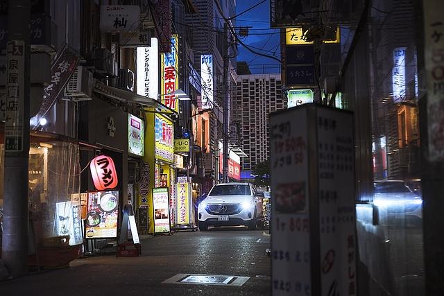 Mercedes EQC in Japan