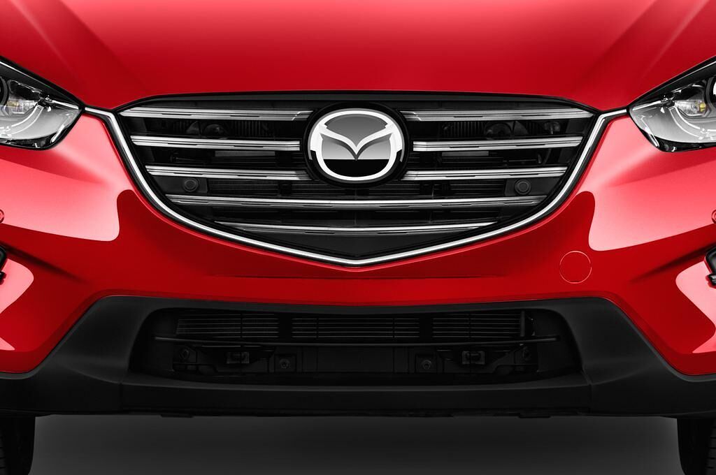 Mazda CX-5 (Baujahr 2015) Sports-Line 5 Türen Kühlergrill und Scheinwerfer