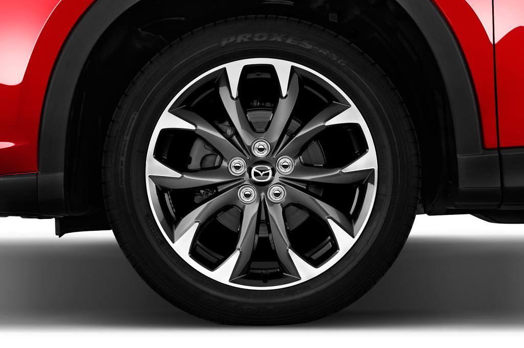 Mazda CX-5 (Baujahr 2015) Sports-Line 5 Türen Reifen und Felge