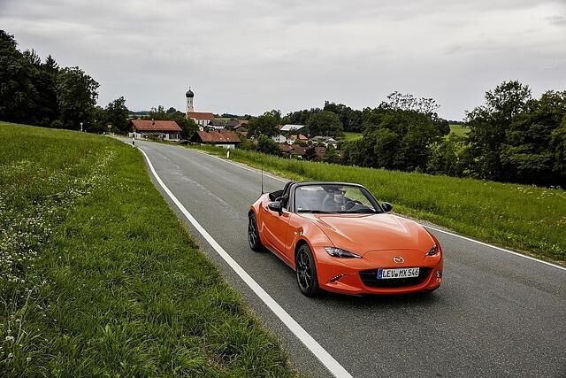 Der Durchschnittsverbrauch beläuft sich auf 6,9 l/100 km