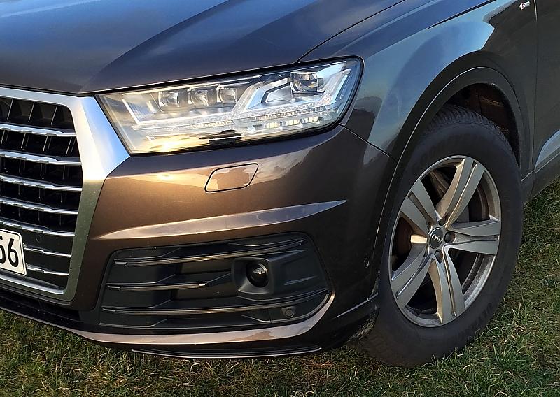 Audi Q7 3.0 TDI Quattro - das Matrix-LED-Licht kostet 2560 Euro