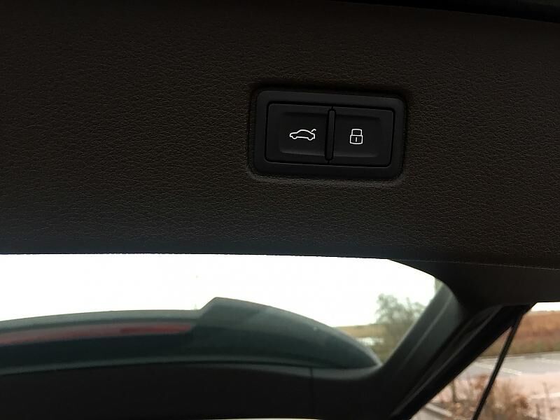 Audi Q7 3.0 TDI Quattro - immerhin ist die elektrische Heckklappe serienmäßig