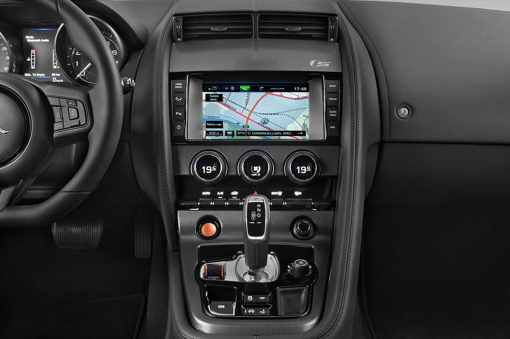 Jaguar F-Type (Baujahr 2015) S 3 Türen Mittelkonsole