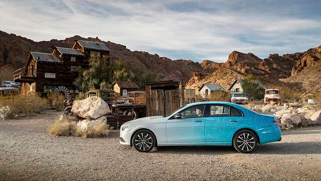 Ebenfalls im Dienste der Sicherheit steht die Urban-Guard-Funktion, die das geparkte Fahrzeug überwacht