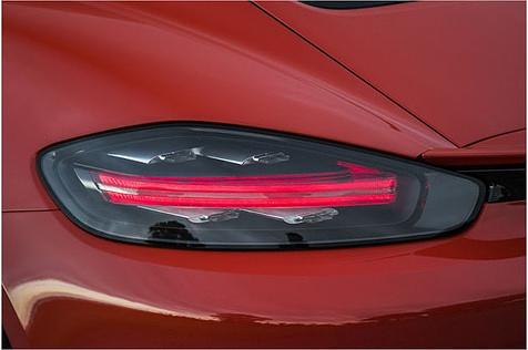 DIe neuen dunklen Rückleuchten sind sehr schick