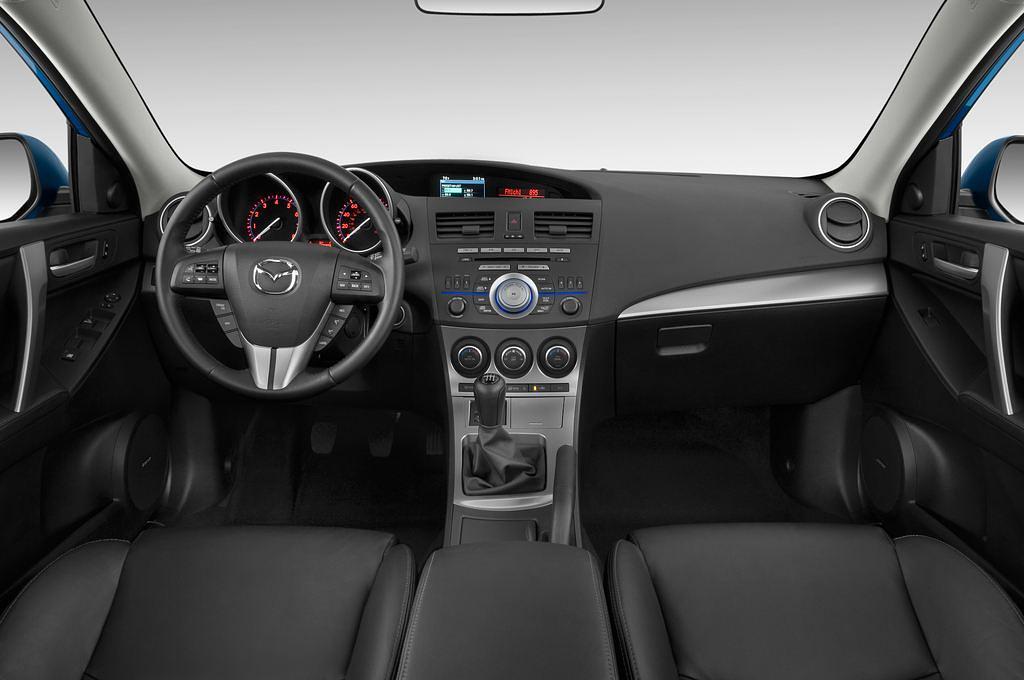 Mazda Mazda3 (Baujahr 2009) Active Plus 5 Türen Cockpit und Innenraum