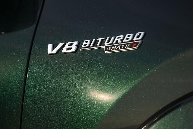 Der Biturbo-Benziner hat ein maximales Drehmoment von 850 Newtonmetern