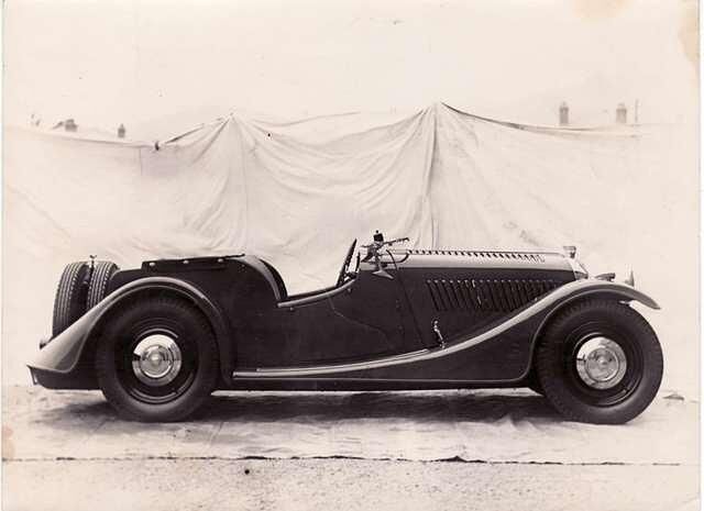 Mit dem 4/4 begann 1936 die Ära vierrädriger Modelle auf Leiterrahmenchassis bei Morgan