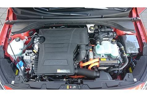 Der 1,4 Liter Benzinmotor des Hyundai Ioniq Hybrid.