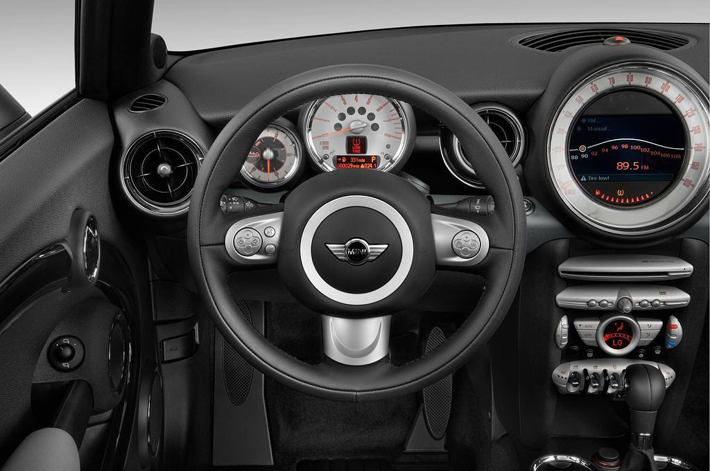 MINI MINI (Baujahr 2010) COOPER 2 Türen Lenkrad