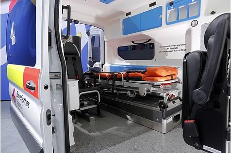 Auch als Krankenwagen wird der Ford Transit genutzt