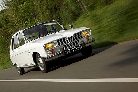 Renault 16 - Raumschiff