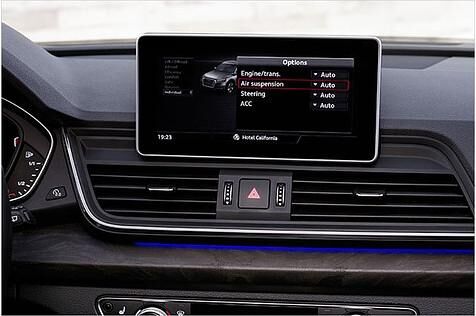 Die Elemente lassen sich auch individuell einstellen, also zum Beispiel "Comfort" für die Lenkung, aber "Dynamic" fürs Luftfahrwerk