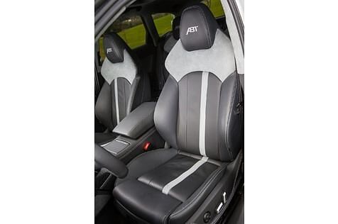 Bequeme Sportsitze im Abt Audi RS6 1 of 12