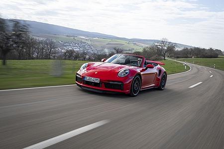 Porsche 911 Turbo S Cabriolet - Lufthoheit