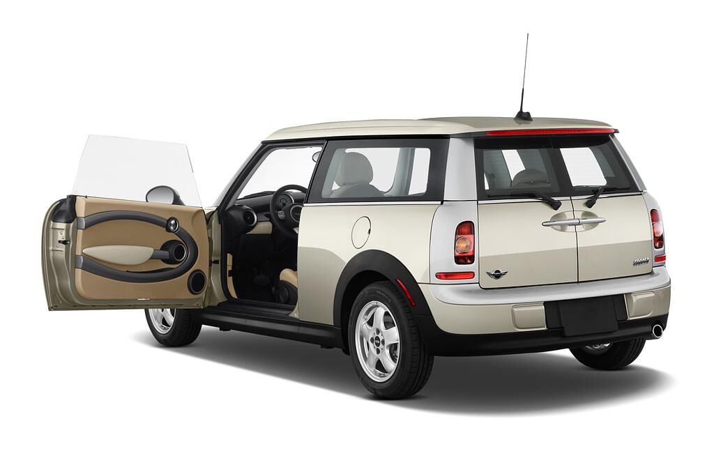 MINI MINI (Baujahr 2010) Clubman 4 Türen Tür geöffnet