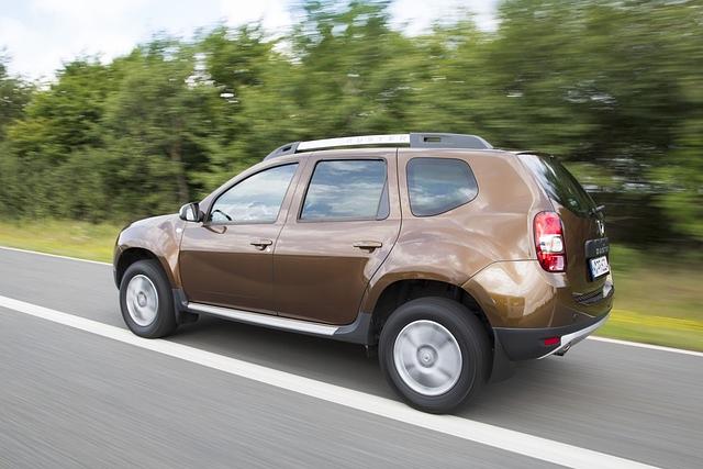 Das Kofferraumvolumen beträgt zwischen rund 440 und 1.600 Litern