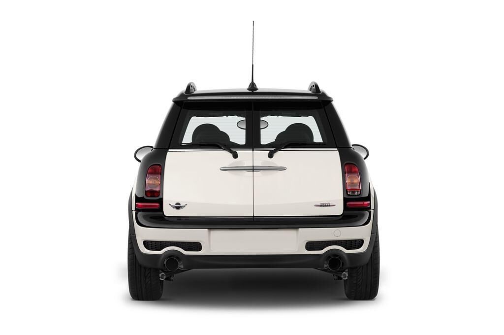 MINI MINI (Baujahr 2011) JCW 4 Türen Heckansicht