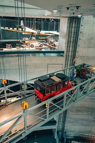 Umzug Mercedes Jellinek Reisewagen