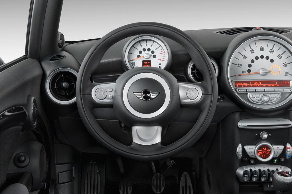 MINI MINI (Baujahr 2011) JCW 4 Türen Lenkrad