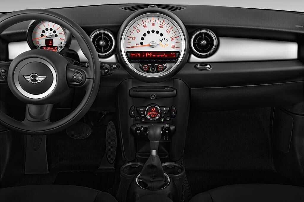 MINI MINI (Baujahr 2011) Cooper Clubman 4 Türen Mittelkonsole