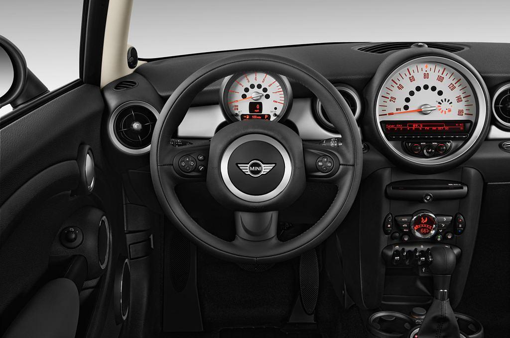 MINI MINI (Baujahr 2011) Cooper Clubman 4 Türen Lenkrad