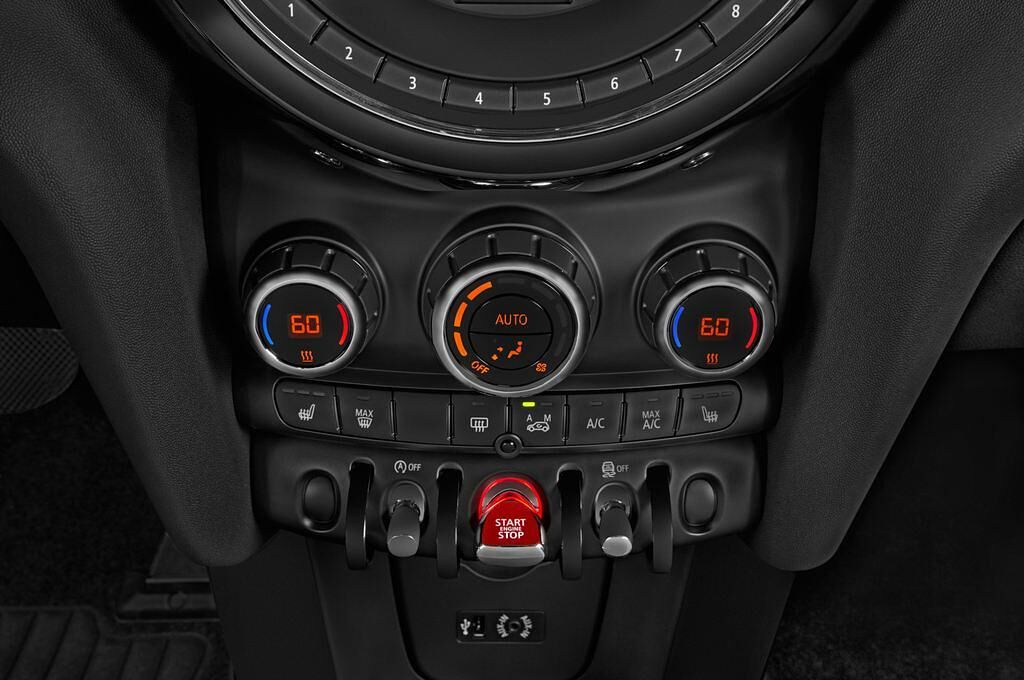 MINI MINI (Baujahr 2015) Cooper S 5 Türen Temperatur und Klimaanlage