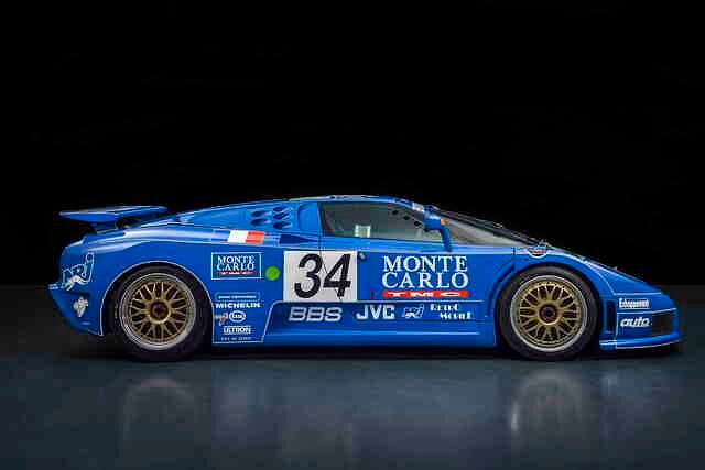 1994 ist der EB 110 LM Werksrennwagen mit bis zu 700 PS erstmals bei den 24 Stunden von Le Mans gestartet